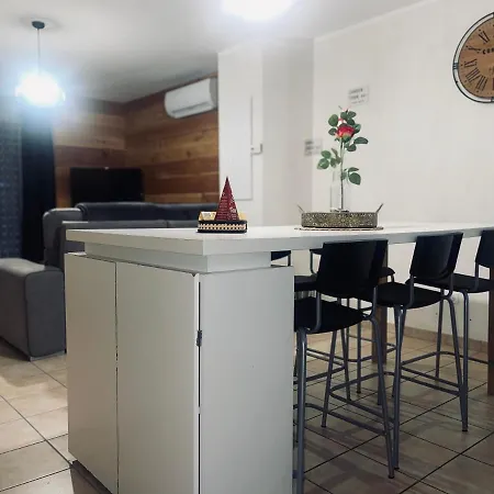 Apartment A 2 Mins Du Centre